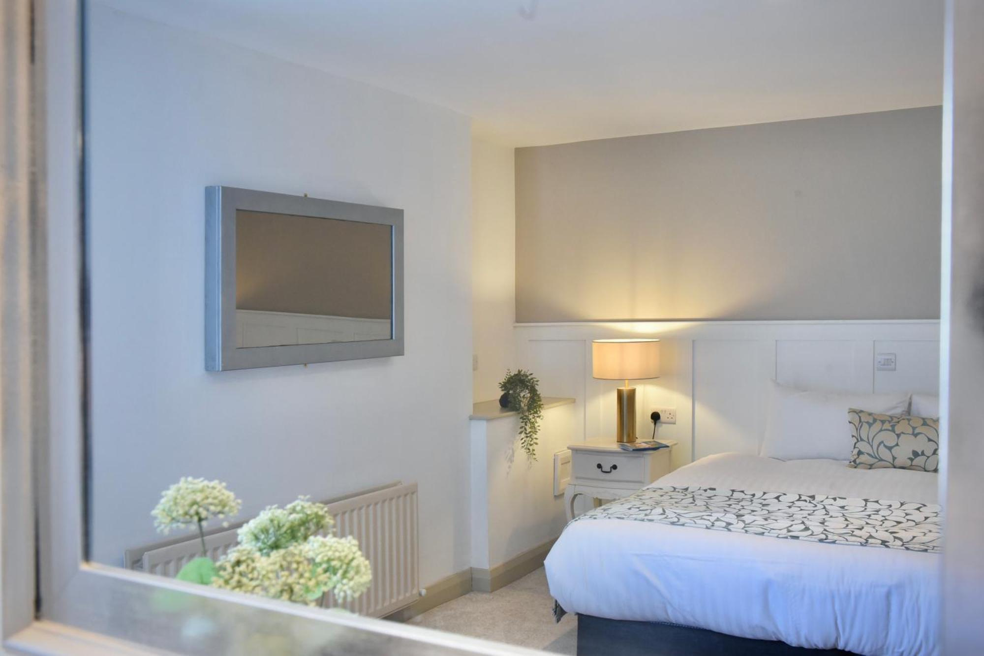 The Lough & Quay Accommodation Town Centre Warrenpoint Exteriör bild