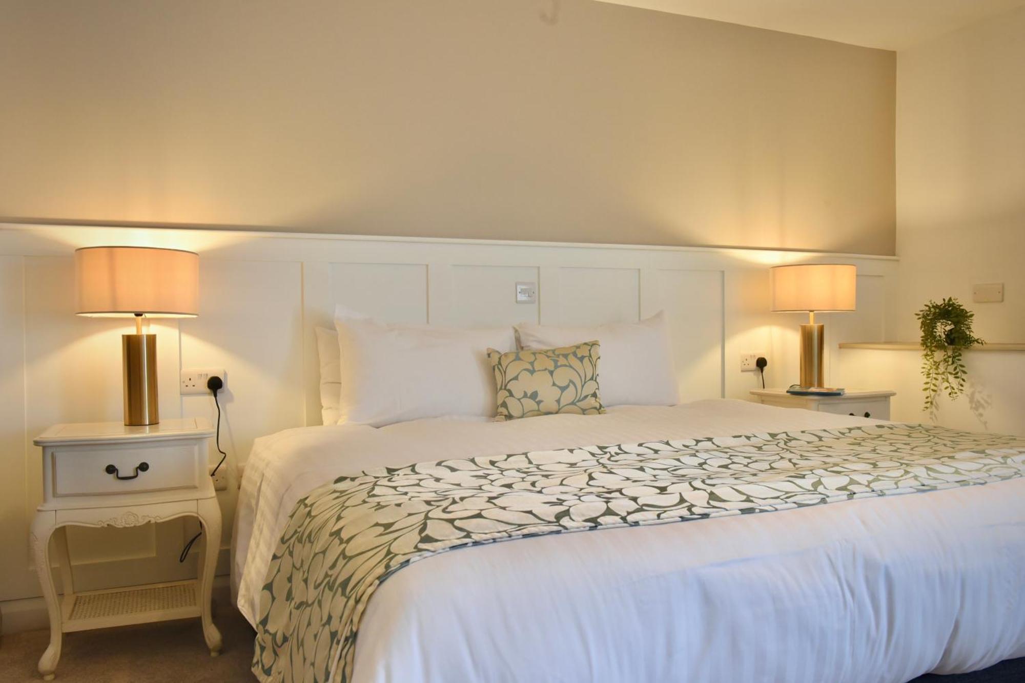 The Lough & Quay Accommodation Town Centre Warrenpoint Exteriör bild